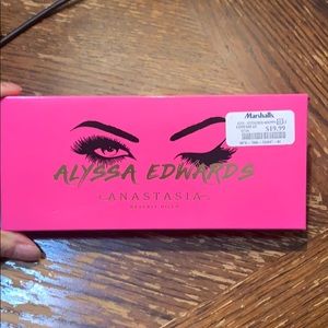Anastasia Alyssa Edwards palette